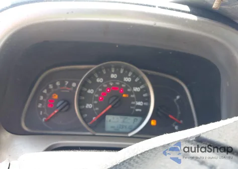 2015 Toyota Rav4 Le z USA, uszkodzony, nr VIN JTMZFREV8FD080308